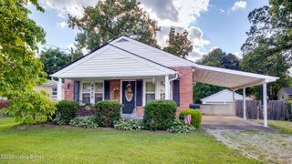 9712 Polaris Dr, Louisville, KY 40229