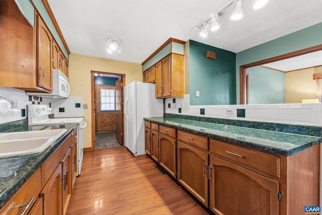 987 MATTHEW MILL RD, Ruckersville, VA 22968