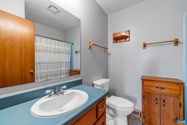 987 MATTHEW MILL RD, Ruckersville, VA 22968