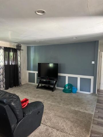 5719 Western Road, Flint, MI 48506