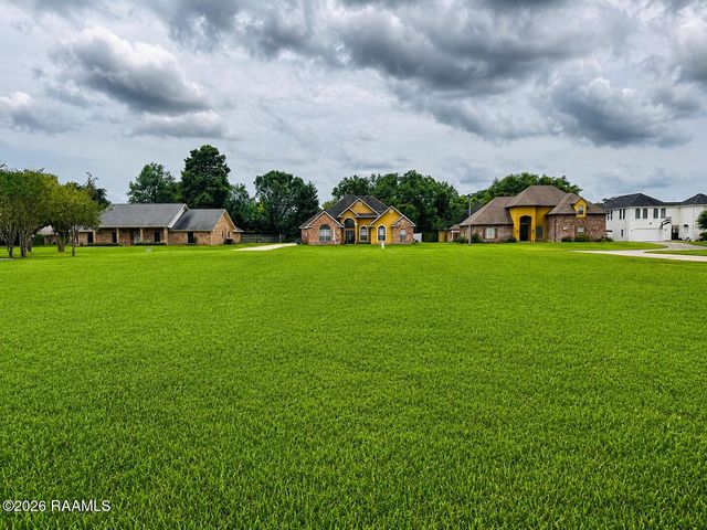 102 Rimwood Avenue, Lafayette, LA 70501