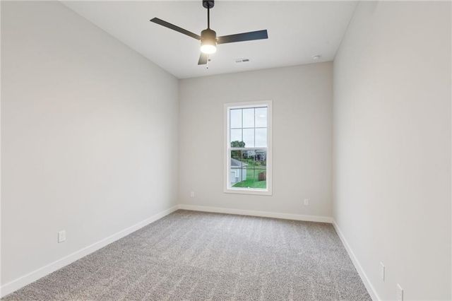 1039 Fir Lane, Liberty, MO 64068