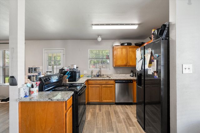 330 Schumacher Drive, Burleson, TX 76028