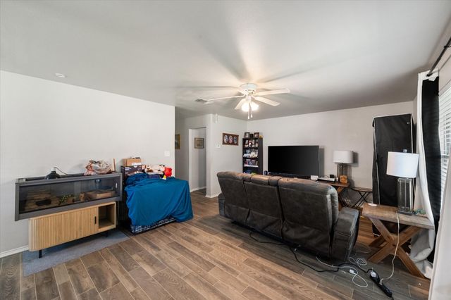 330 Schumacher Drive, Burleson, TX 76028
