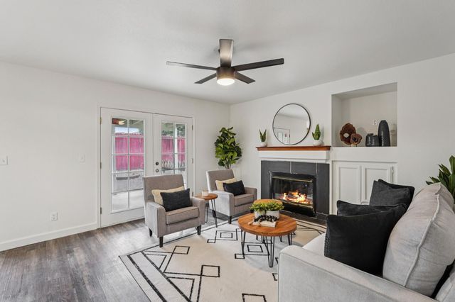 1720 River Run Dr, Marysville, CA 95901