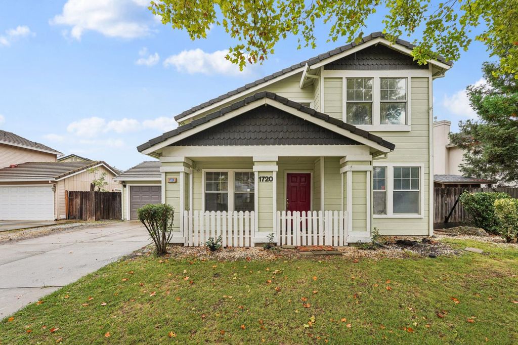 1720 River Run Dr, Marysville, CA 95901