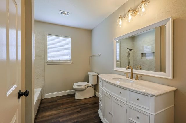 1066 Tafelski Road, New Waverly, TX 77358