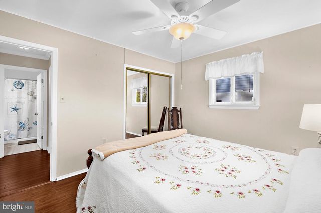 5 THOMAS RD, Glen Burnie, MD 21060