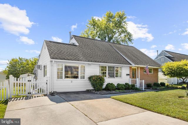 5 THOMAS RD, Glen Burnie, MD 21060