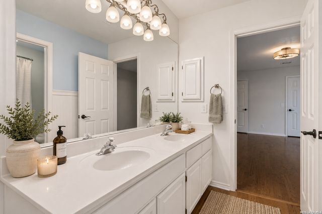 519 Mission Viejo, San Antonio, TX 78232