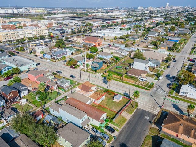5302 Avenue L, Galveston, TX 77551