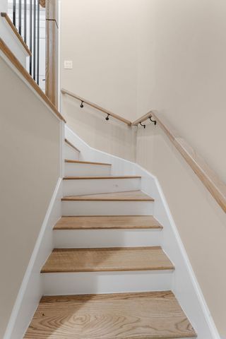 8549 S Indiana Avenue, Chicago, IL 60619