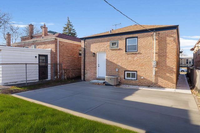 8549 S Indiana Avenue, Chicago, IL 60619