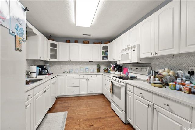 8004 High Ridge Pl., Mullins, SC 29574