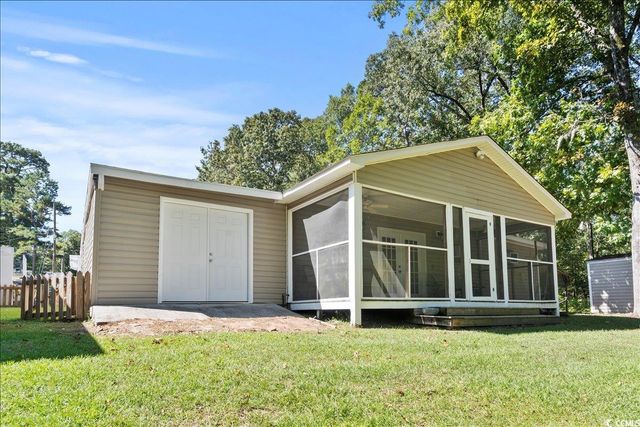 8004 High Ridge Pl., Mullins, SC 29574
