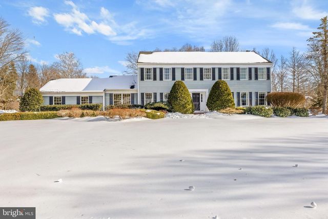 9 HOWARD DR, Princeton Junction, NJ 08550