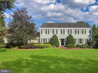 9 HOWARD DR, Princeton Junction, NJ 08550