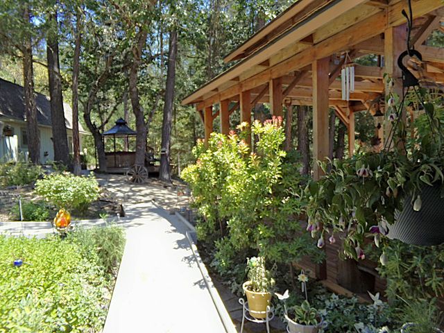 751 Espey Road, Grants Pass, OR 97527