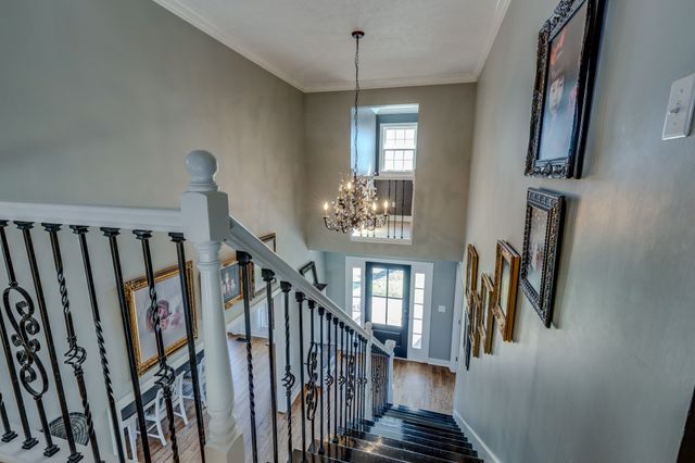 831 Columbia Hwy, Hohenwald, TN 38462