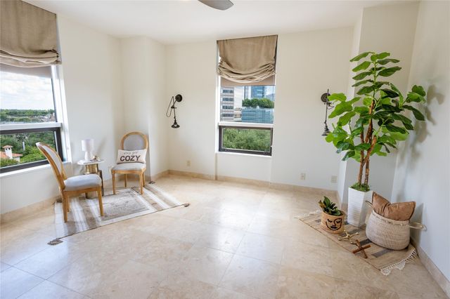 5100 San Felipe Street 72, Houston, TX 77056