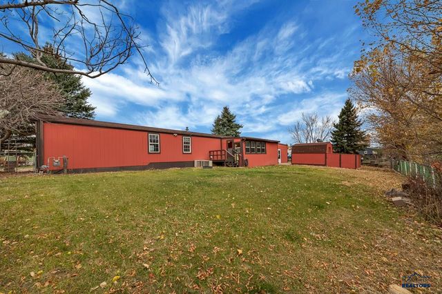 3704 CHIEF DR, Rapid City, SD 57701