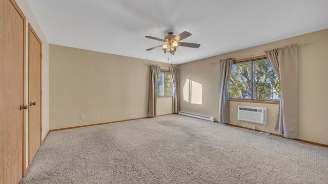 73 University DRIVE, Fond Du Lac, WI 54935