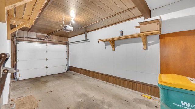 73 University DRIVE, Fond Du Lac, WI 54935