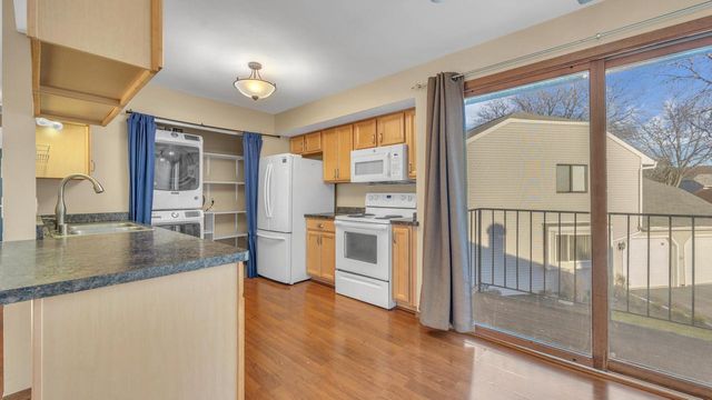 73 University DRIVE, Fond Du Lac, WI 54935