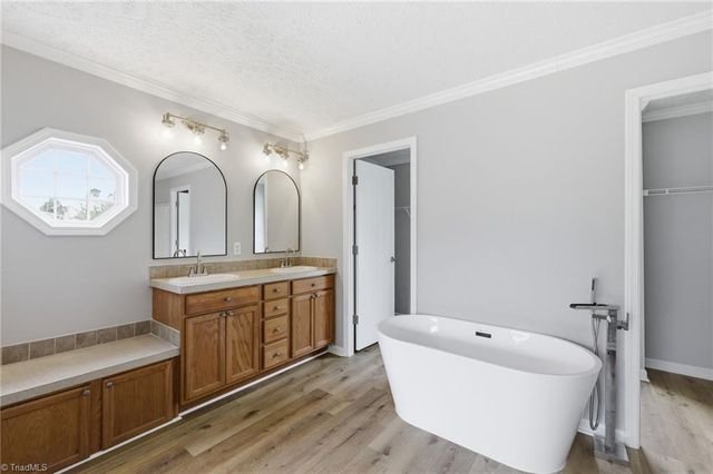 249 Quail Hill Drive, Lexington, NC 27295