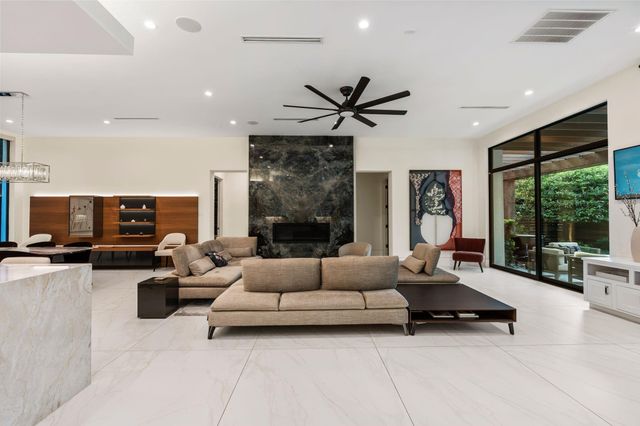 3002 Ferndale Street, Houston, TX 77098