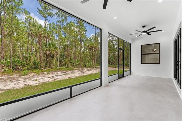 4009 8th ave ne, Naples, FL 34120