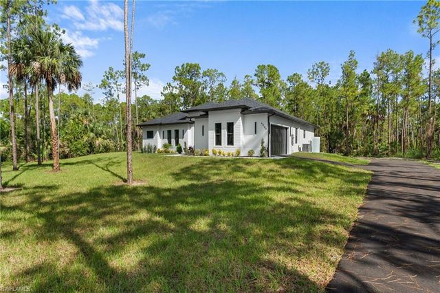 4009 8th ave ne, Naples, FL 34120