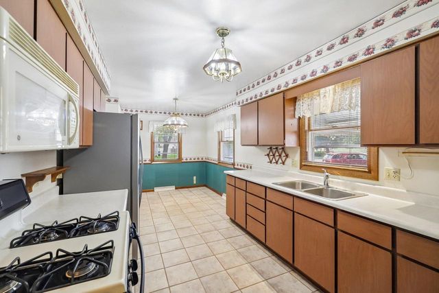 115 E Emmett Street, Portage, WI 53901