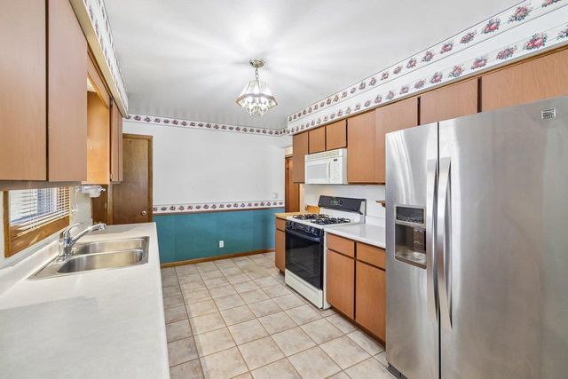 115 E Emmett Street, Portage, WI 53901