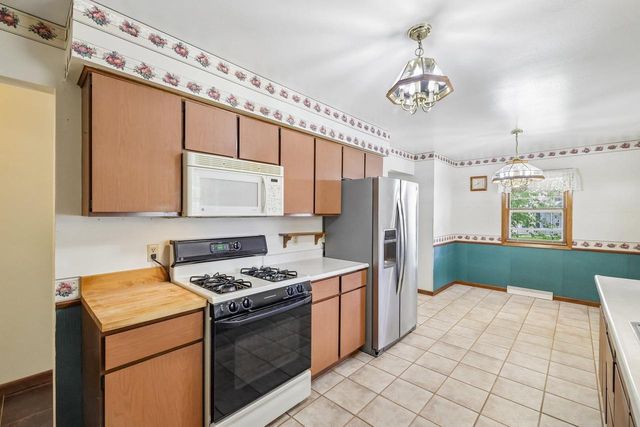 115 E Emmett Street, Portage, WI 53901