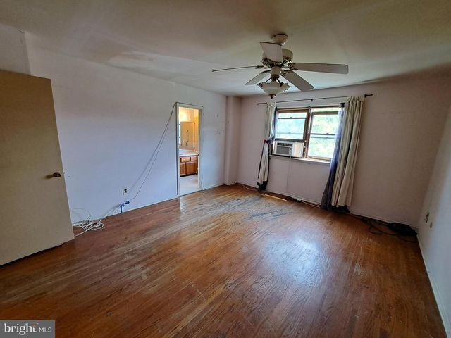 31 OLD HICKORY DR, Richboro, PA 18954