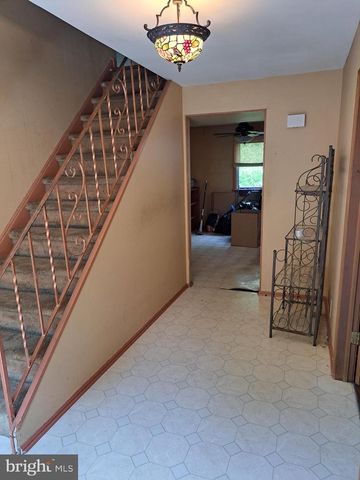 31 OLD HICKORY DR, Richboro, PA 18954