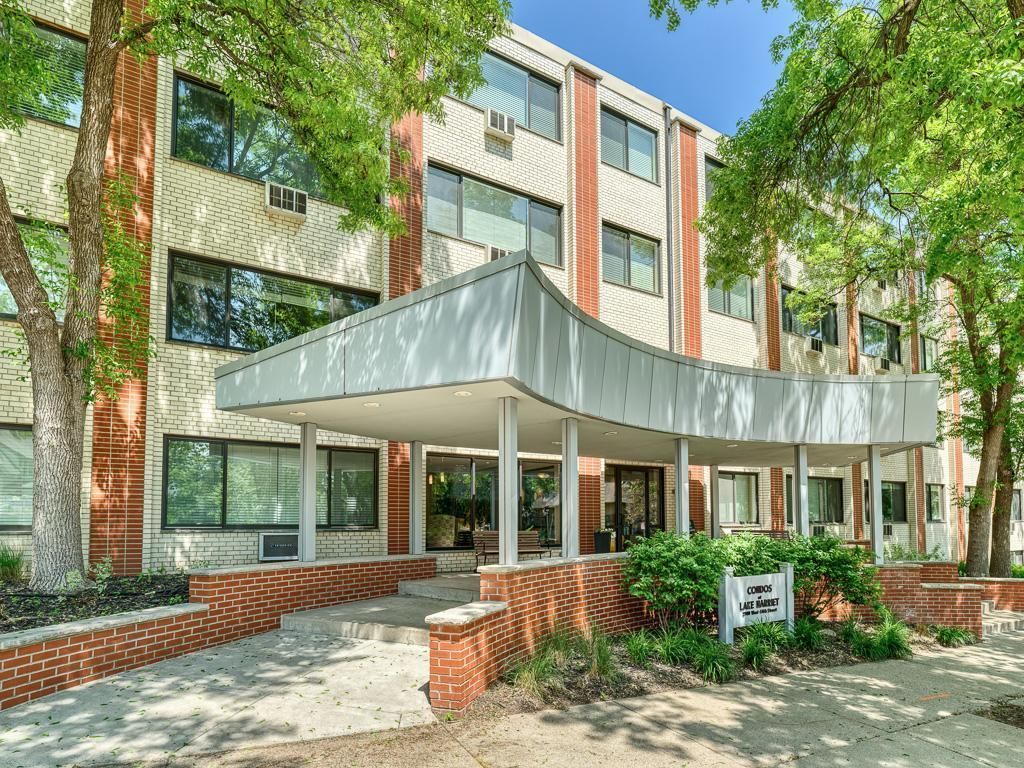 2700 W 44th Street 116, Minneapolis, MN 55410