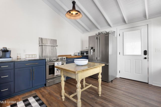 11046 New York Street, Bay Saint Louis, MS 39520