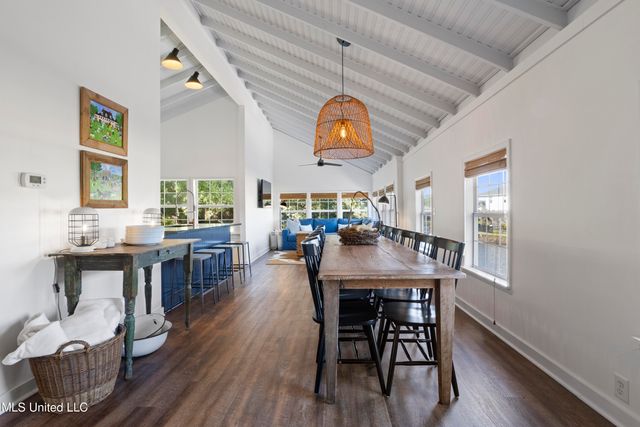 11046 New York Street, Bay Saint Louis, MS 39520