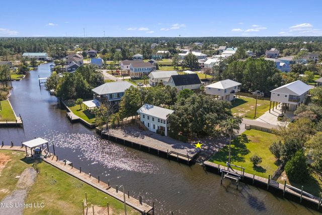 11046 New York Street, Bay Saint Louis, MS 39520