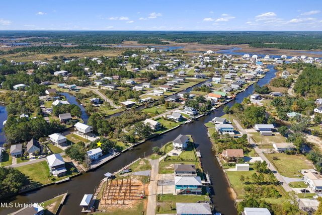 11046 New York Street, Bay Saint Louis, MS 39520