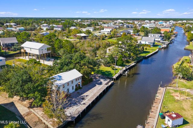 11046 New York Street, Bay Saint Louis, MS 39520