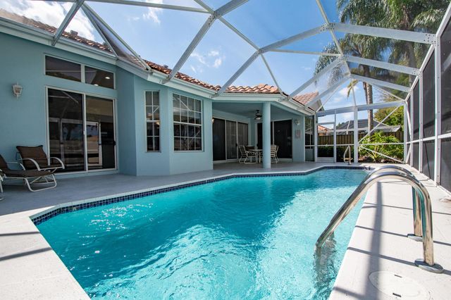 262 Eagleton Estate Boulevard, Palm Beach Gardens, FL 33418