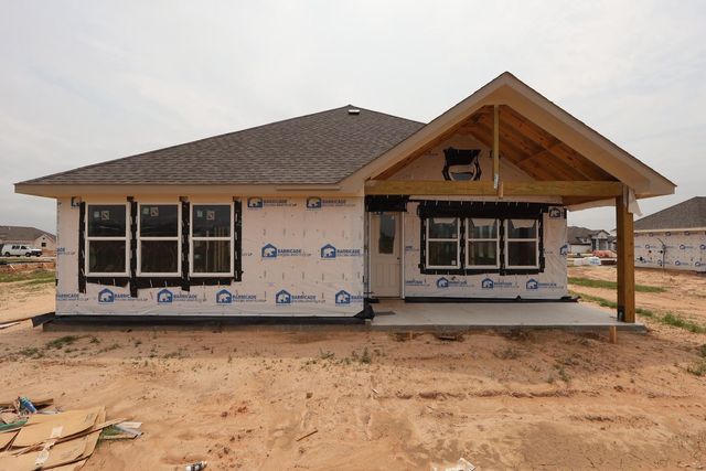 218 Dunovant Drive, Sealy, TX 77474