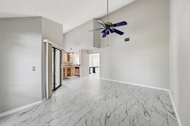 9364 Ketay Circle 5, Boca Raton, FL 33428