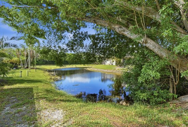 9364 Ketay Circle 5, Boca Raton, FL 33428