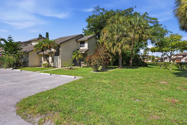 9364 Ketay Circle 5, Boca Raton, FL 33428