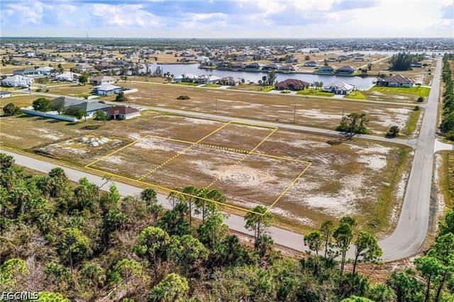NW 40th LN, Cape Coral, FL 33993
