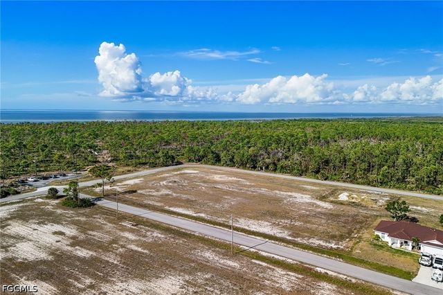 NW 40th LN, Cape Coral, FL 33993